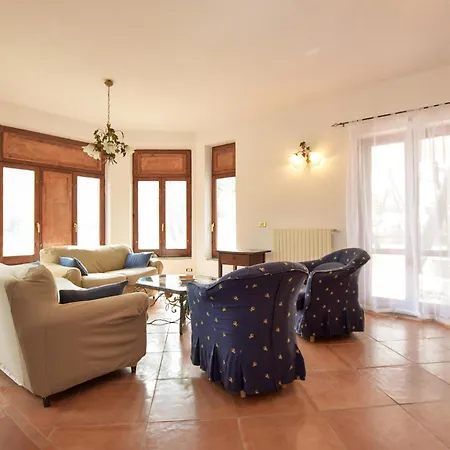 Holiday home Amazing In With Wifi *